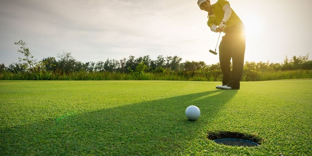 Manajemen Lapangan dalam Permainan Golf