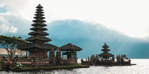 Ingin Pergi ke Bali Jangan Lupa Beli 15 Oleh-oleh Khas Bali yang Terkenal, Wajib Dibawa Pulang