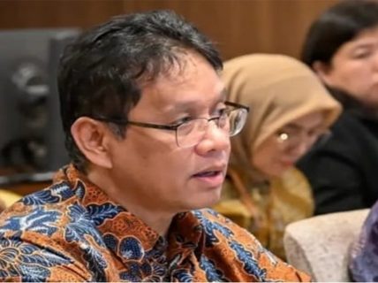 Komisi XI DPR Dukung Penuh Menkeu Purbaya Berantas Bisnis Thrifting Ilegal
