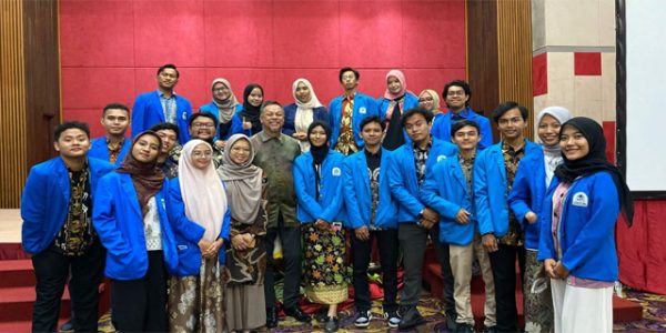 Mahasiswi UIN Jakarta Travelling 6 Negara