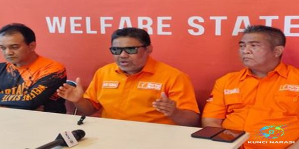 Buruh Demo di Istana Hari Ini, Tuntut Kenaikan UMP Jakarta 2026 Jadi Rp 5,89 Juta