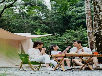 Mau Camping di Bandung, Ini 13 Rekomendasi Spot Terbaik untuk Liburan Seru!