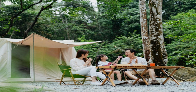 Mau Camping di Bandung, Ini 13 Rekomendasi Spot Terbaik untuk Liburan Seru!