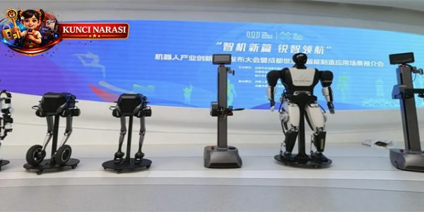 Jurus Kungfu Robot Humanoid China dan Ambisi Teknologi