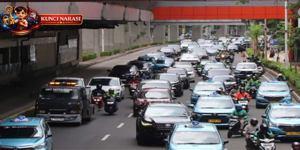 Purat Otak Demi Menjaga Bisnis Asuransi Kendaraan Tetap Menderu