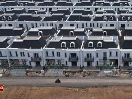 Weakening Property Sales Summarecon Agung Profits